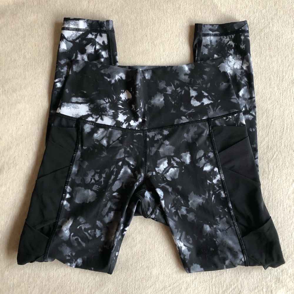Lululemon Rise and Flow Pant